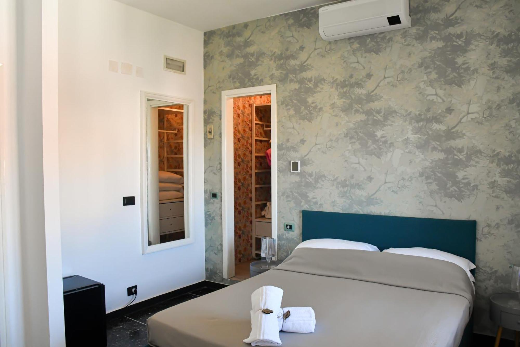 Hotel Le Palme Вараце Екстериор снимка